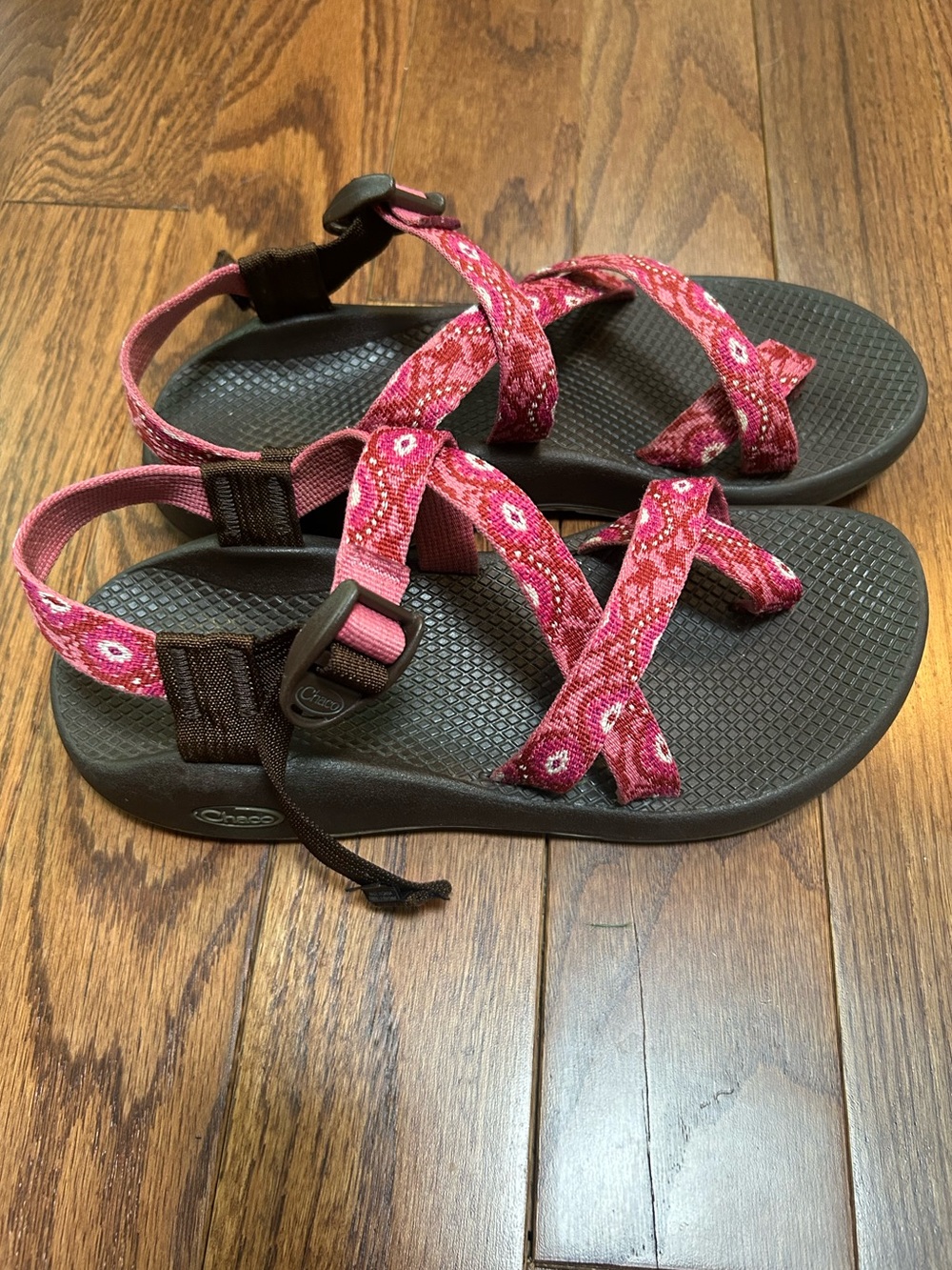 Chaco Women's Z/2 Classic Pink Floral Size 9 - Picture 2 of 8